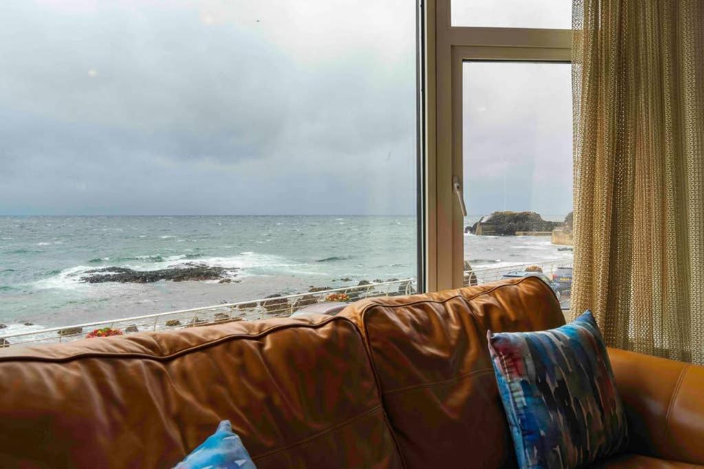 The Porthole Lägenhet Portstewart Exteriör bild